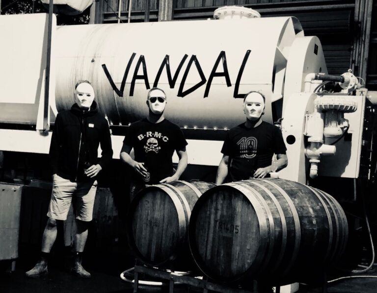 Vandal 破壞者酒莊